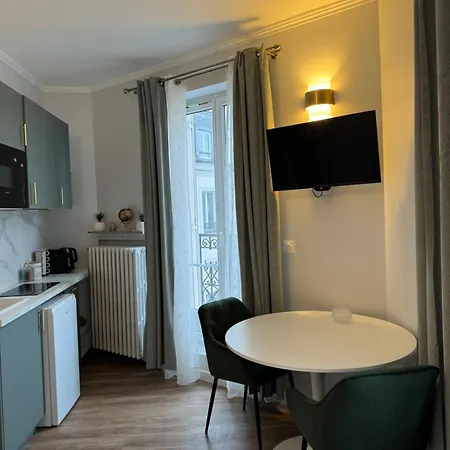 Apartamento De Charme Parisien Levallois-Perret