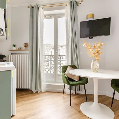 Apartment De Charme Parisien