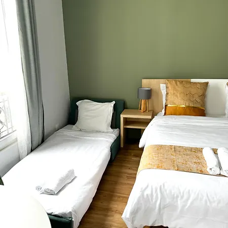 De Charme Parisien Apartment *