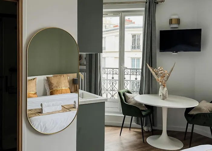 De Charme Parisien Apartman